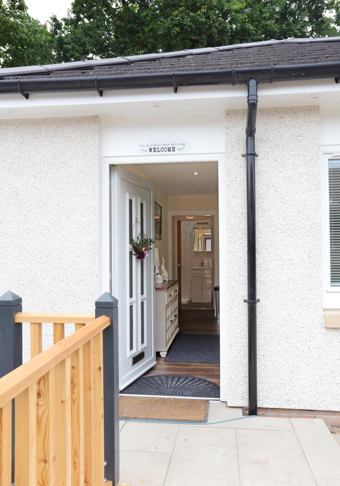 Canal View Cottage Winchburgh Bagian luar foto